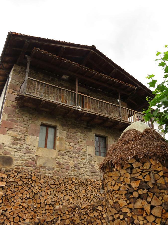Albergue Olasenea Aterpea Zubieta ภายนอก รูปภาพ