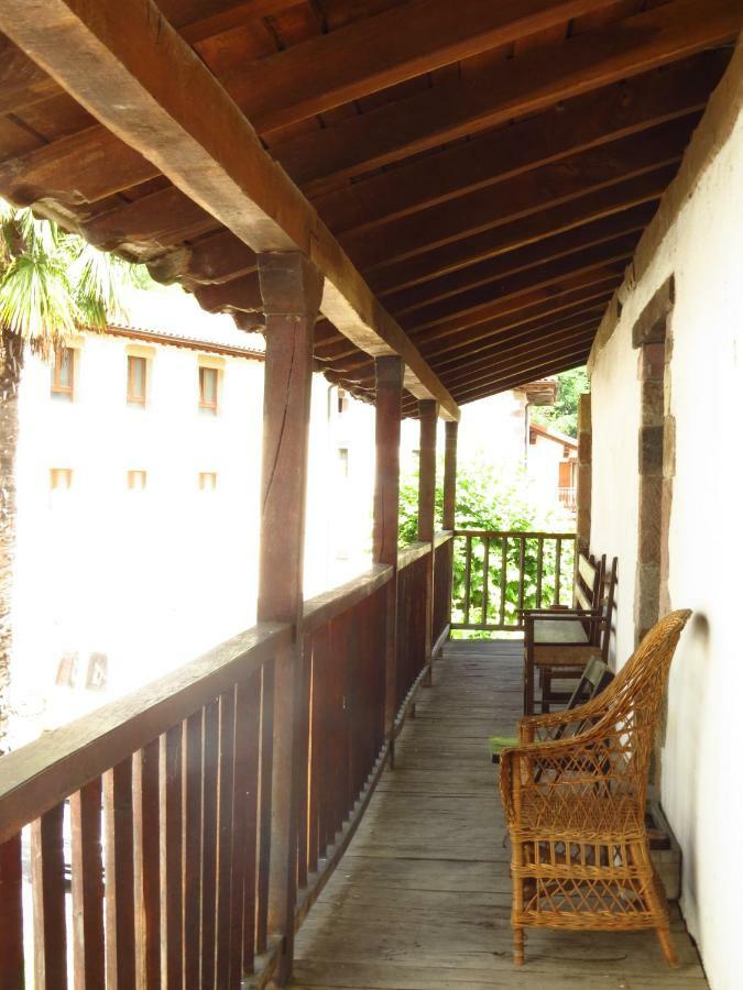 Albergue Olasenea Aterpea Zubieta ภายนอก รูปภาพ